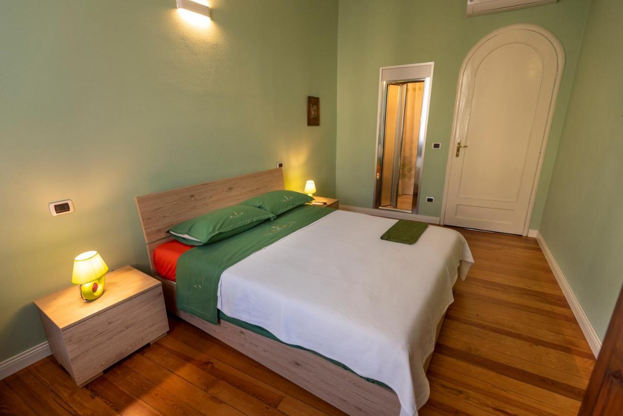 Porte Ad Arco Bra Luaran gambar